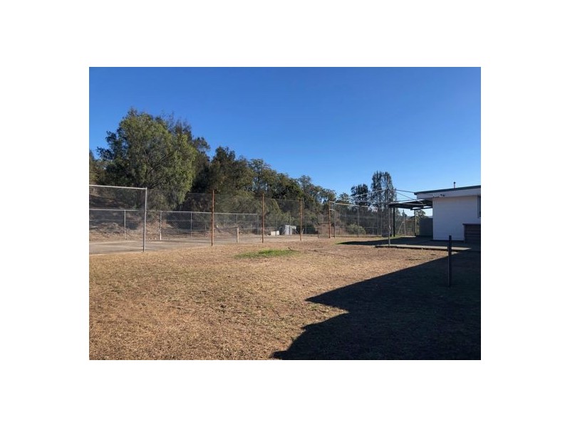 76 Dolleys Rd, Withcott QLD 4352