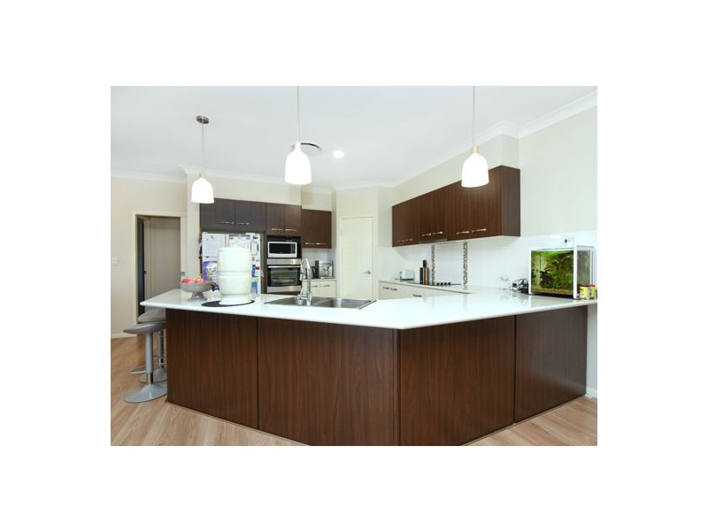5 Dolleys Road, Withcott QLD 4352