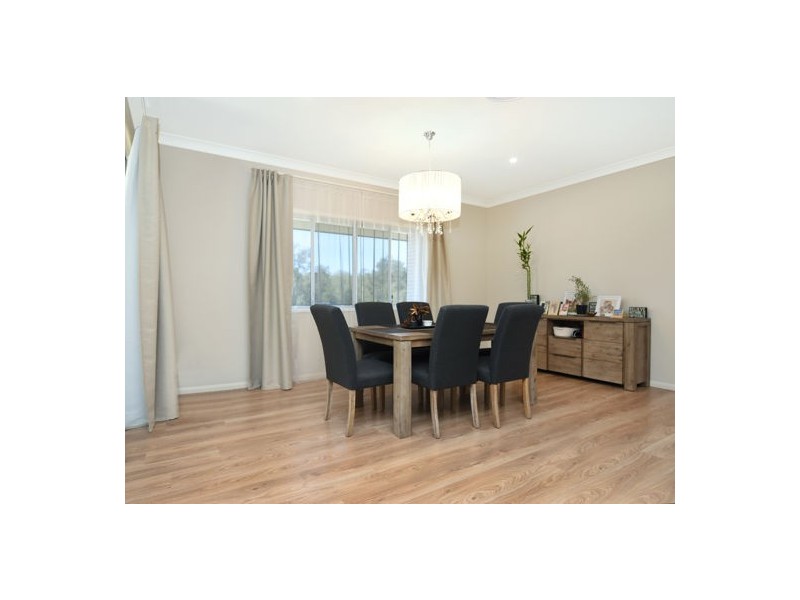 5 Dolleys Road, Withcott QLD 4352
