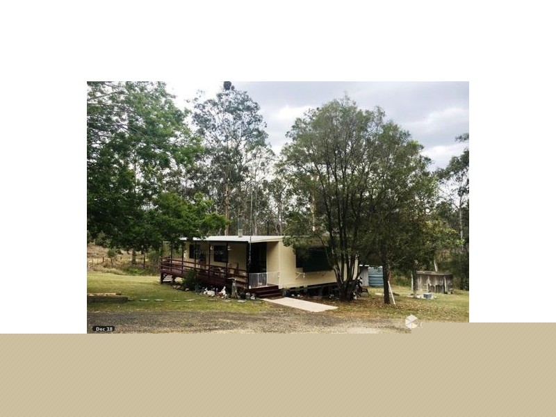 223 Penderests Road, Murphys Creek QLD 4352