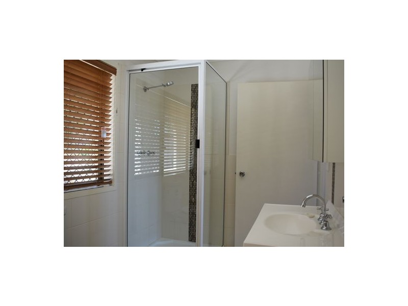 12 Station Street, Helidon QLD 4344