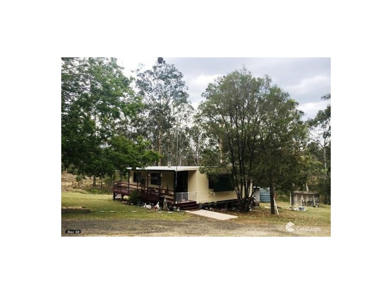 223 Penderests Road, Murphys Creek QLD 4352