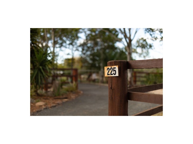 225 Blanchview Road, Withcott QLD 4352