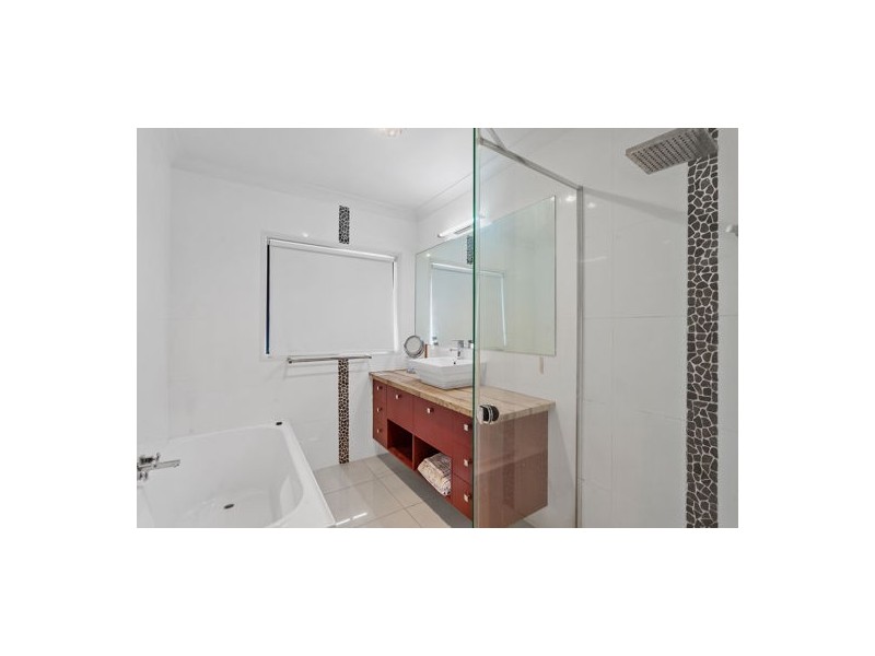 24 George Street, Helidon QLD 4344