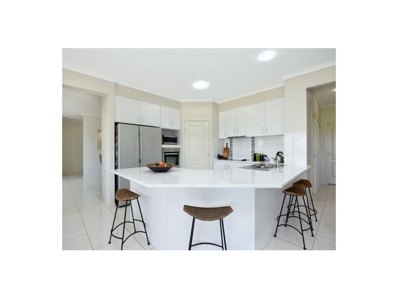 69 Paroz Road, Iredale QLD 4344