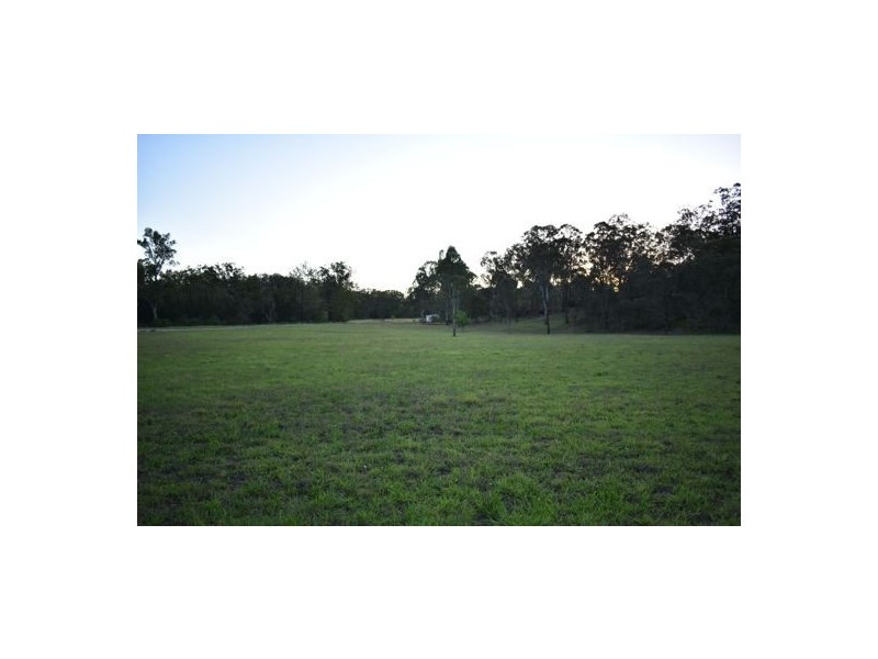 9 Gosper Road, Murphys Creek QLD 4352