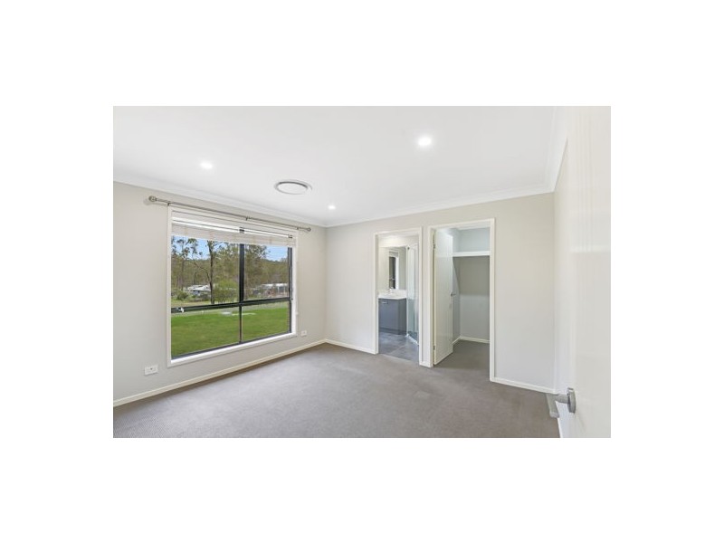 59 Green Gully Rd, Upper Lockyer QLD 4352