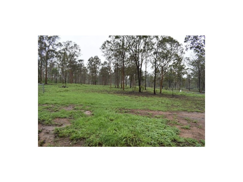 59 Green Gully Rd, Upper Lockyer QLD 4352