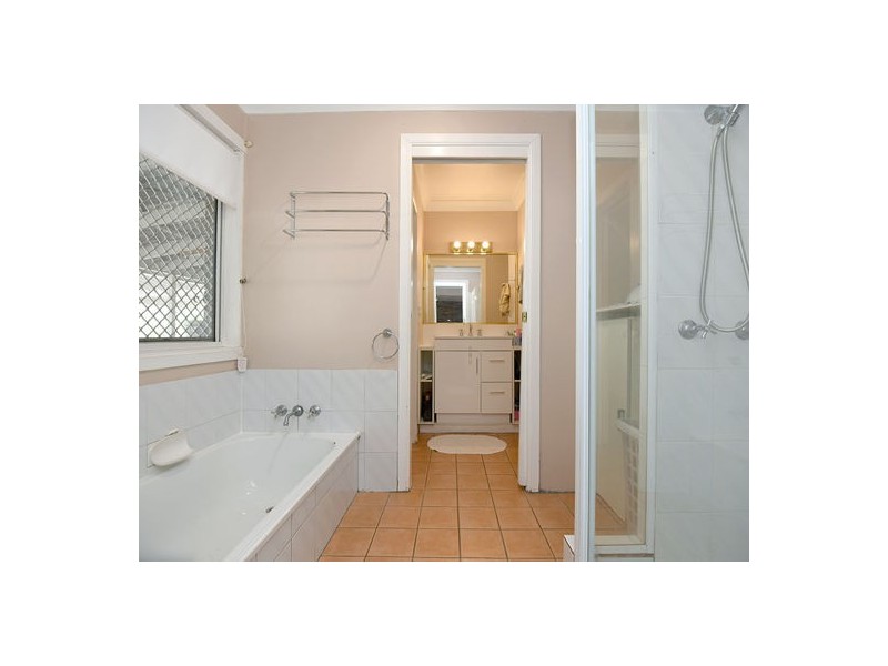 72 Gatton Creek Road, Withcott QLD 4352