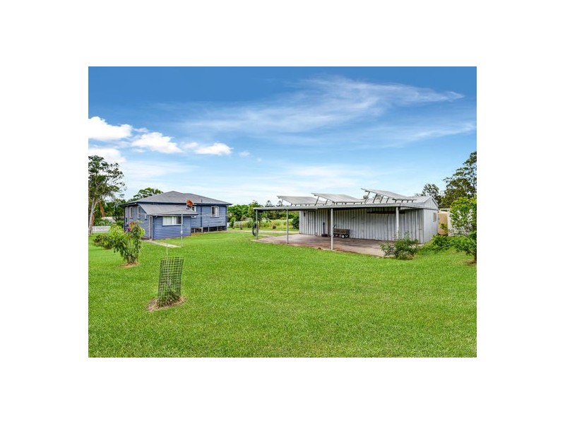 6 Bowen Street, Helidon QLD 4344