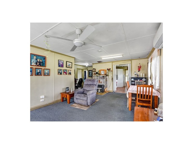 6 Bowen Street, Helidon QLD 4344