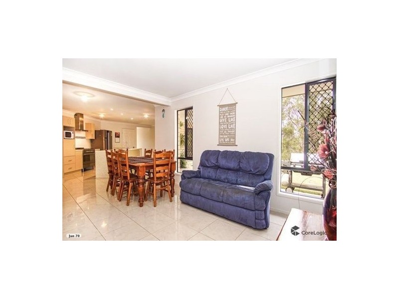 125 Larnook St, Upper Lockyer QLD 4352