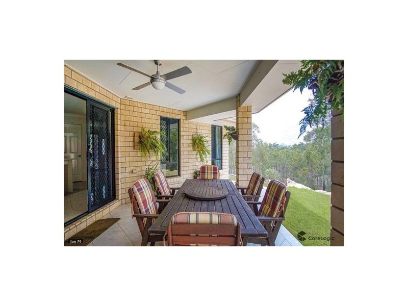 125 Larnook St, Upper Lockyer QLD 4352