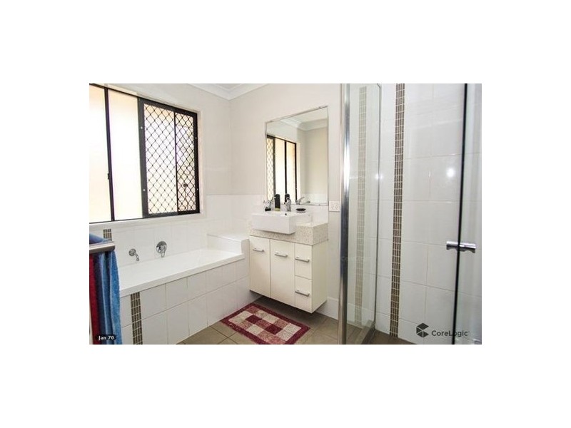 125 Larnook St, Upper Lockyer QLD 4352