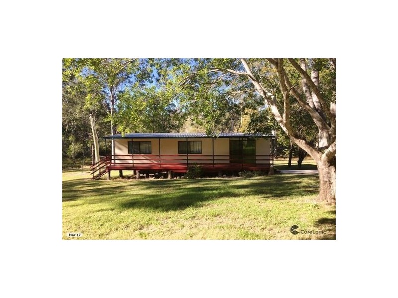223 Penderests Rd, Murphys Creek QLD 4352
