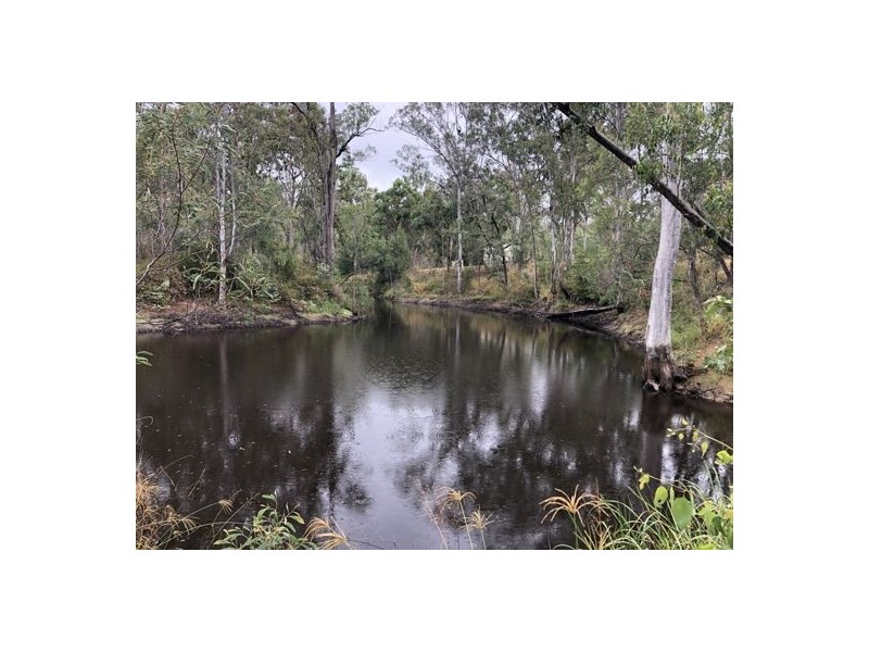 223 Penderests Rd, Murphys Creek QLD 4352