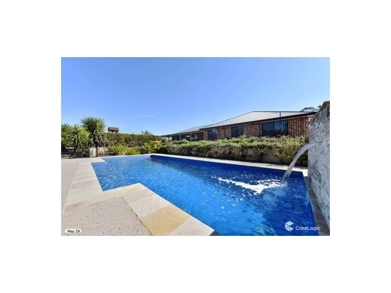 12 Parkridge Drive, Withcott QLD 4352