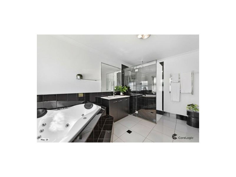 12 Parkridge Drive, Withcott QLD 4352