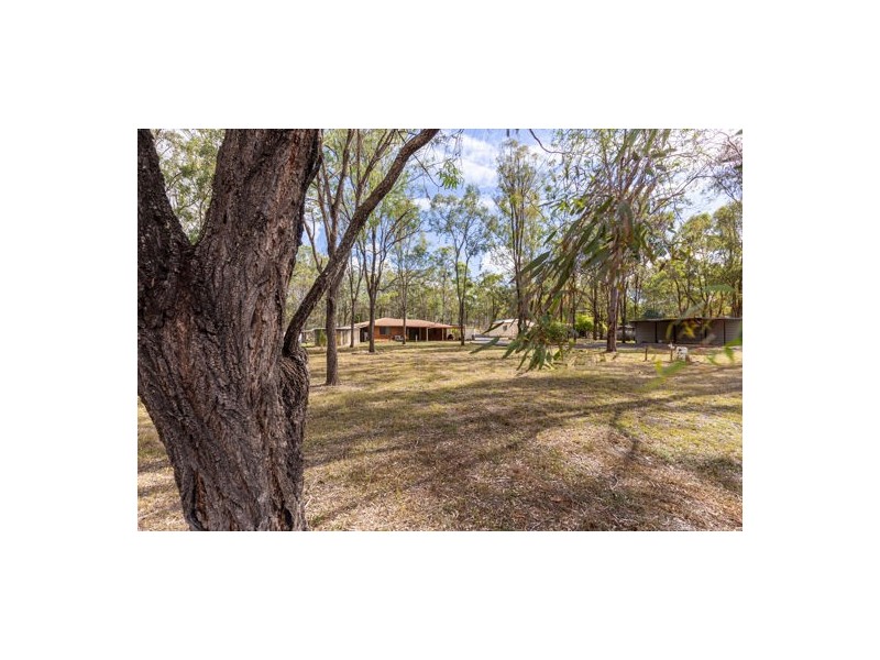 40 Larnook Street, Upper Lockyer QLD 4352