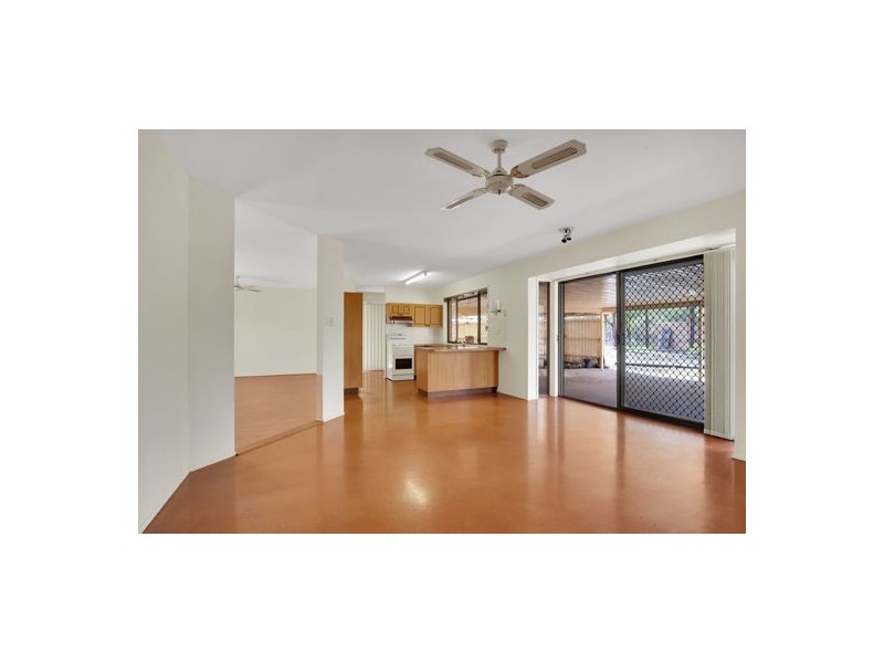 40 Larnook Street, Upper Lockyer QLD 4352