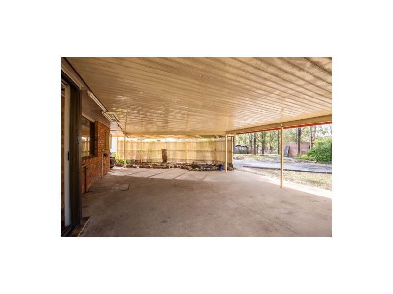 40 Larnook Street, Upper Lockyer QLD 4352