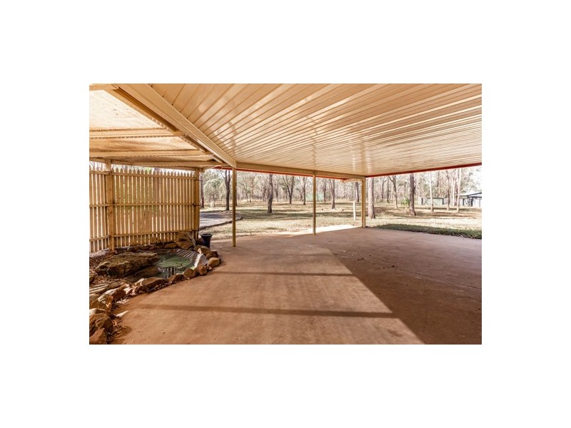 40 Larnook Street, Upper Lockyer QLD 4352