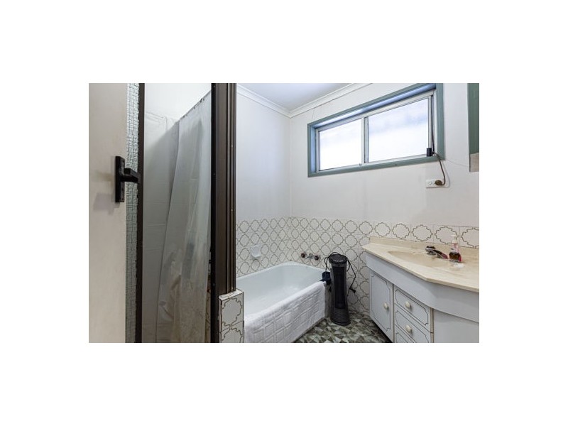 2 Dodts Road, Murphys Creek QLD 4352