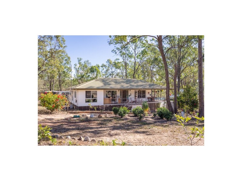 102 Milora Road, Upper Lockyer QLD 4352