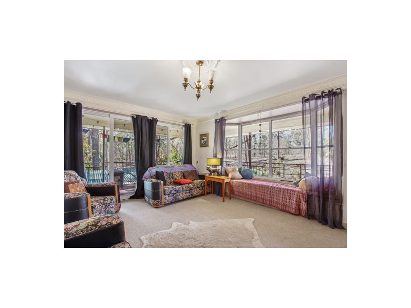 102 Milora Road, Upper Lockyer QLD 4352