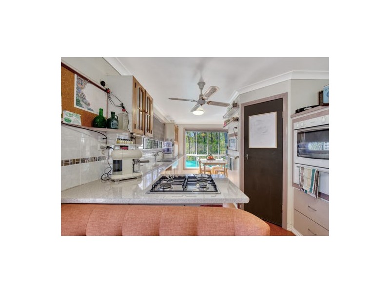 102 Milora Road, Upper Lockyer QLD 4352