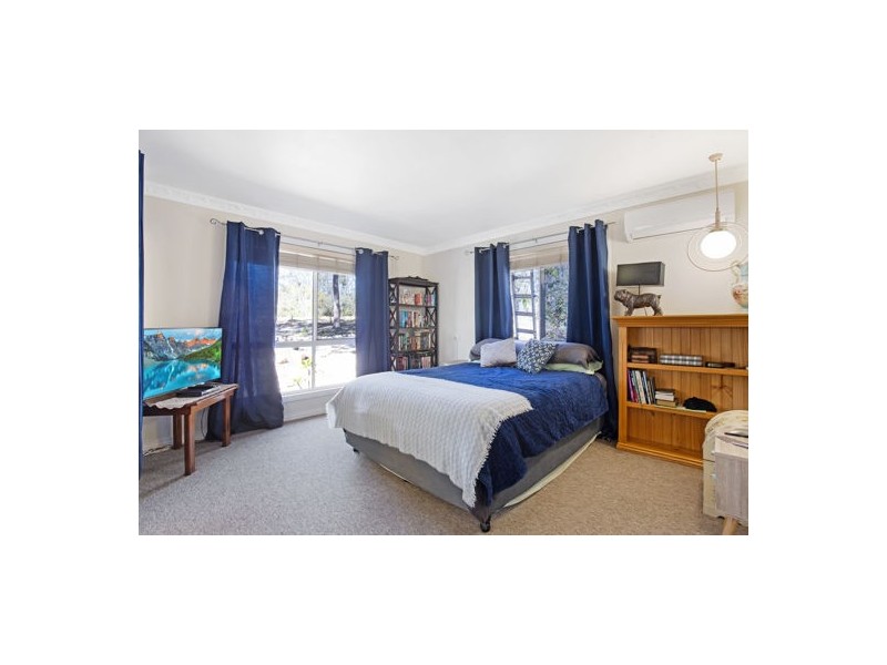 102 Milora Road, Upper Lockyer QLD 4352