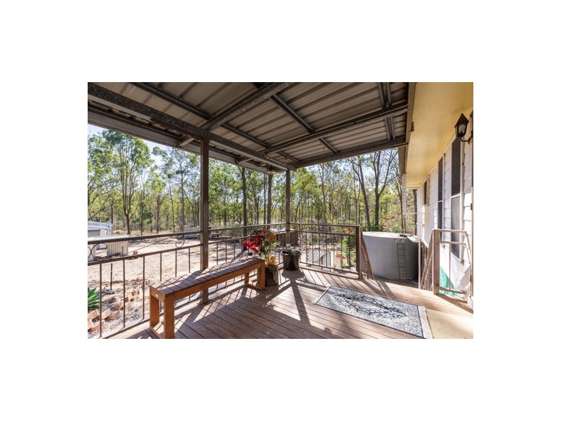 102 Milora Road, Upper Lockyer QLD 4352