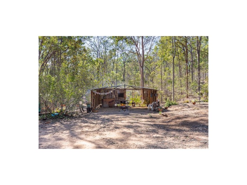 102 Milora Road, Upper Lockyer QLD 4352