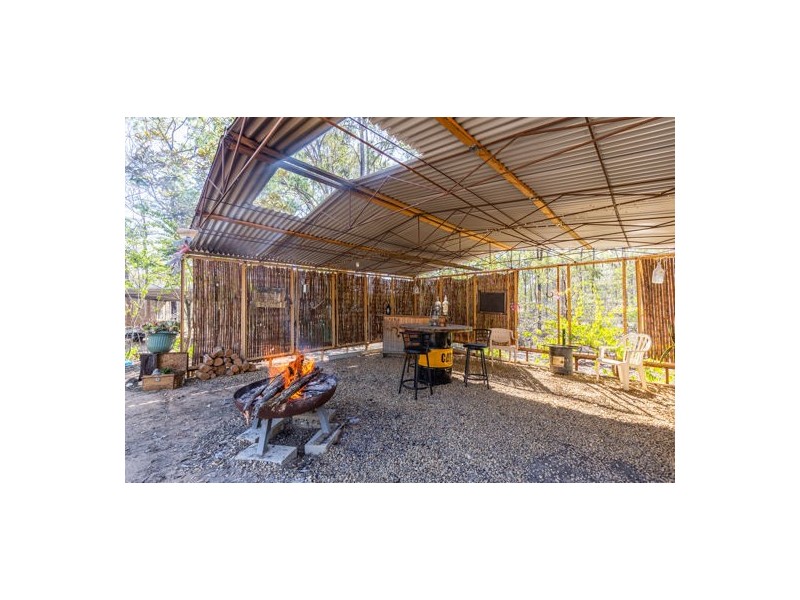 102 Milora Road, Upper Lockyer QLD 4352