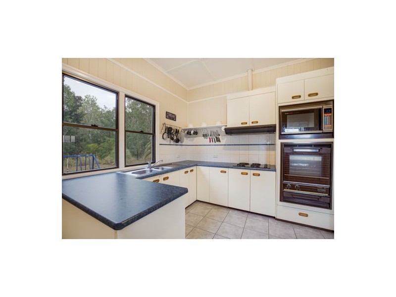 285 Murphys Creek Road, Postmans Ridge QLD 4352