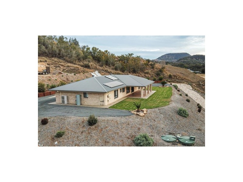 8 Twilight Court, Withcott QLD 4352