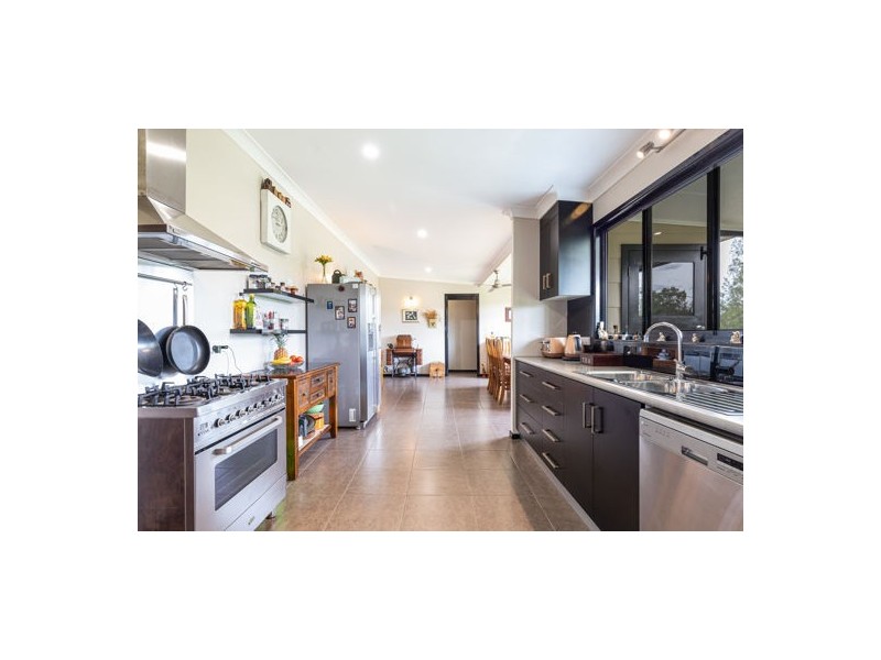 160 Murphys Creek Road, Postmans Ridge QLD 4352