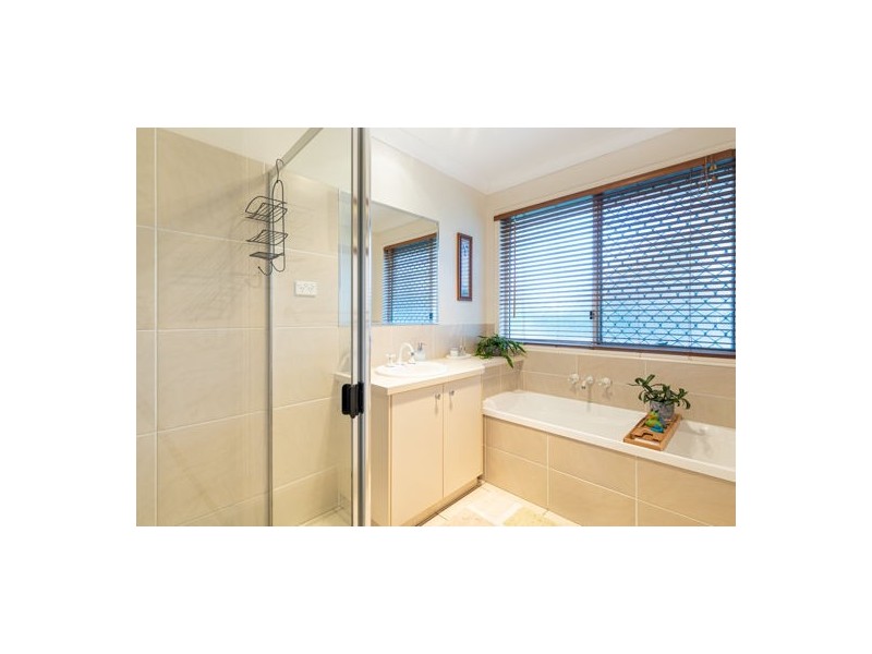 122 Helendale Drive, Helidon Spa QLD 4344