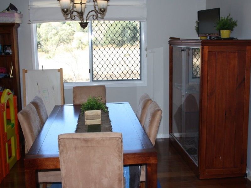 1 Belmore Drive, Withcott QLD 4352