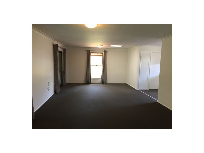 9 Priest Street, Rockville QLD 4350