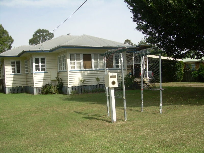 7 Water Street, Helidon QLD 4344