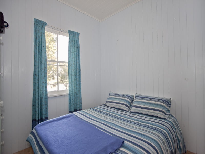 196 Murphys Creek Road, Withcott QLD 4352