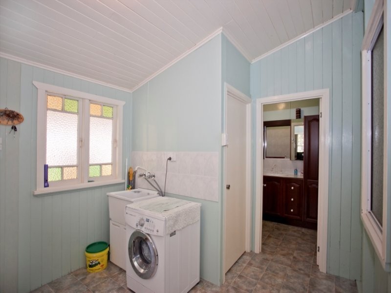 196 Murphys Creek Road, Withcott QLD 4352