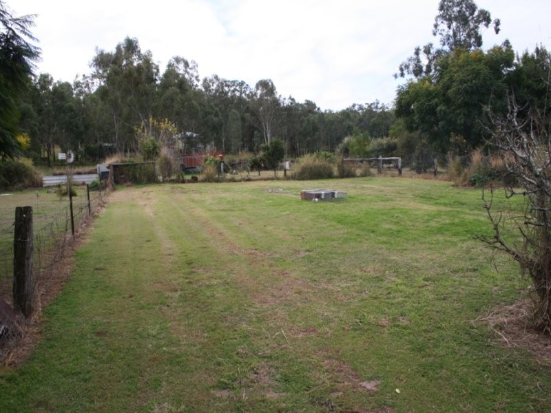 40 Bowen Street, Helidon QLD 4344