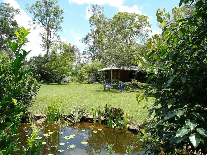 215 BARTLEYS ROAD, Spring Creek QLD 4343