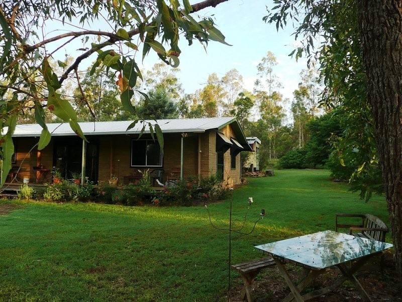215 BARTLEYS ROAD, Spring Creek QLD 4343