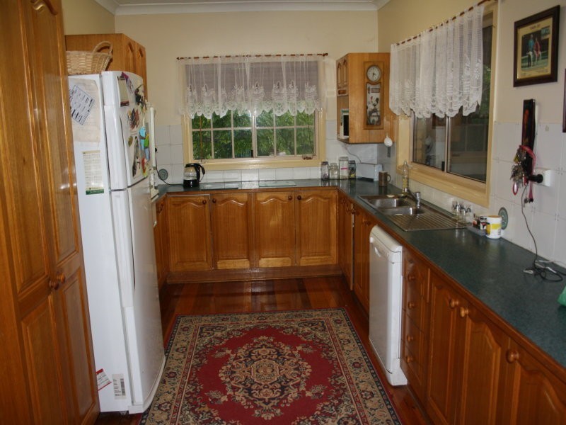 177 Murphys Creek Road, Withcott QLD 4352