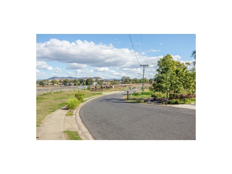 1 Victor Street, Grantham QLD 4347