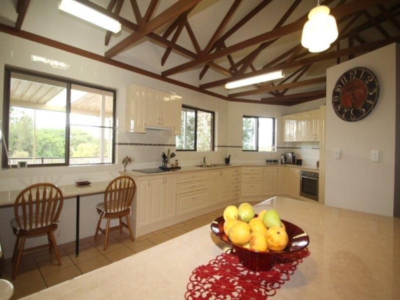 19 Meadows Road, Withcott QLD 4352