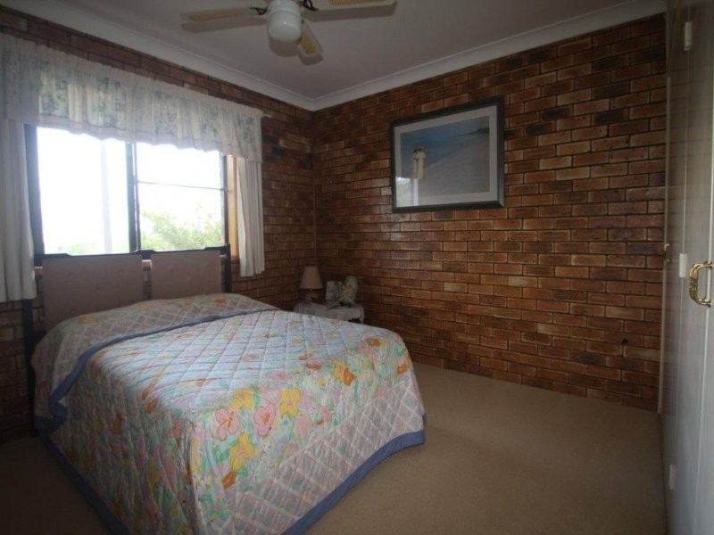 19 Meadows Road, Withcott QLD 4352